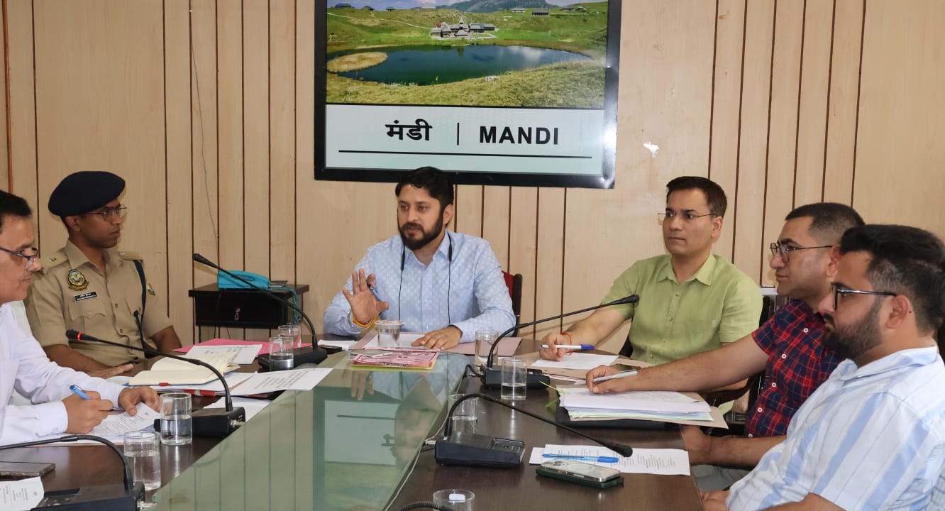 नशामुक्त भारत अभियान के अंतर्गत प्रत्येक शिक्षण संस्थान में आयोज...