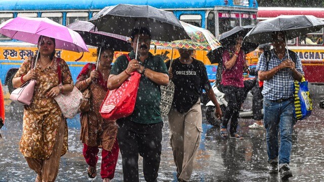 हिमाचल में एक हफ्ते तक भारी बारिश का अलर्ट, 112 सड़कें बंद; किन्नौर में NH-5 बाधित