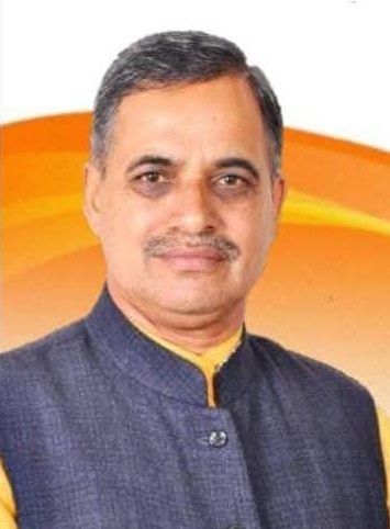 स्कूल बंद करने के फैसले पर सियासत गरमाई, भाजपा विधायक ने विधानसभा में कांग्रेस सरकार को घेरा