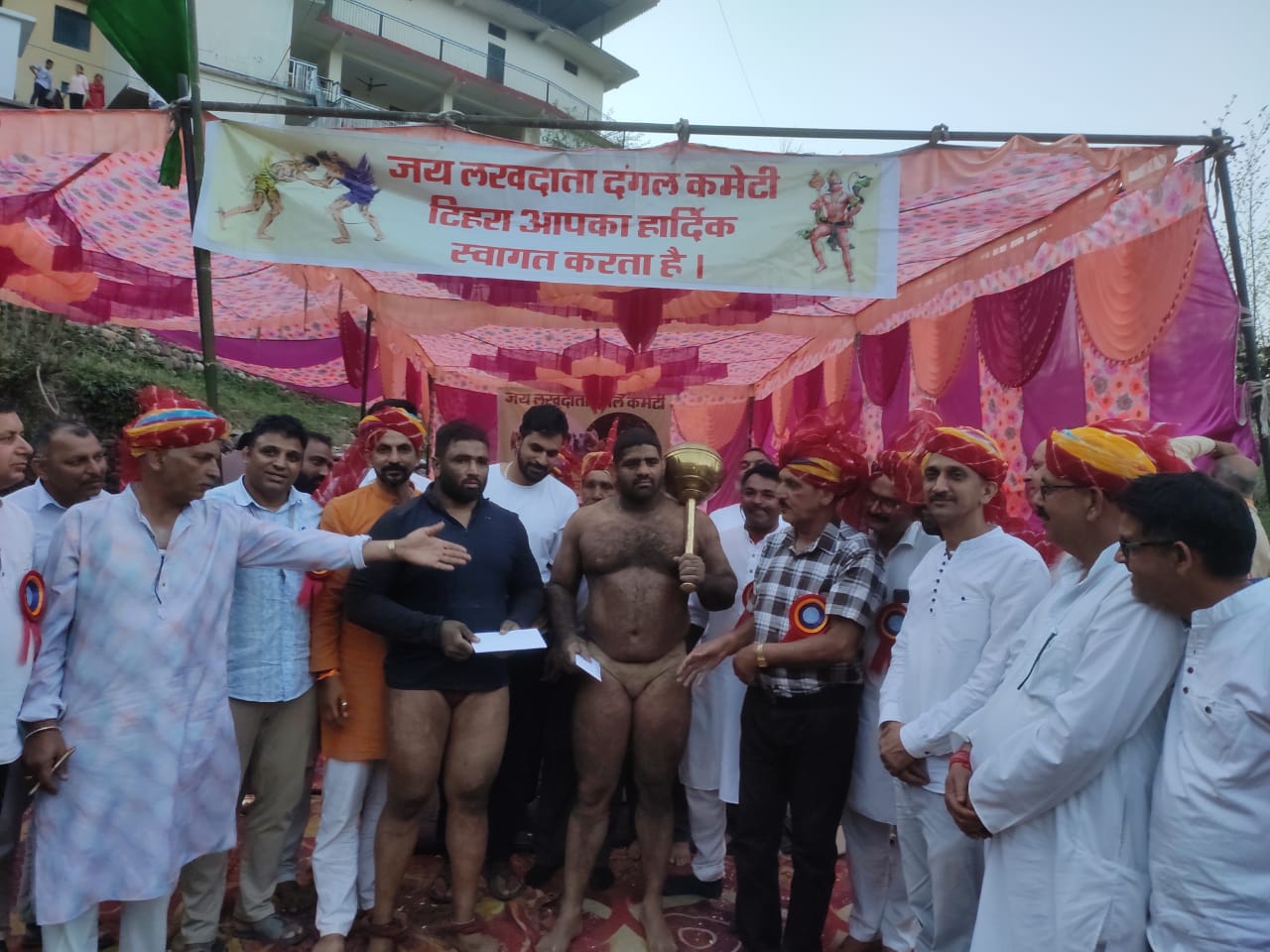 रोहतक के सोमवीर के नाम रही टिहरा दंगल की बड़ी माली, मंडी के जतिन रहे छोटी माली के विजेता