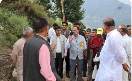 हर्षवर्धन चौहान ने हलांह में पीएचसी का किया शुभारंभ