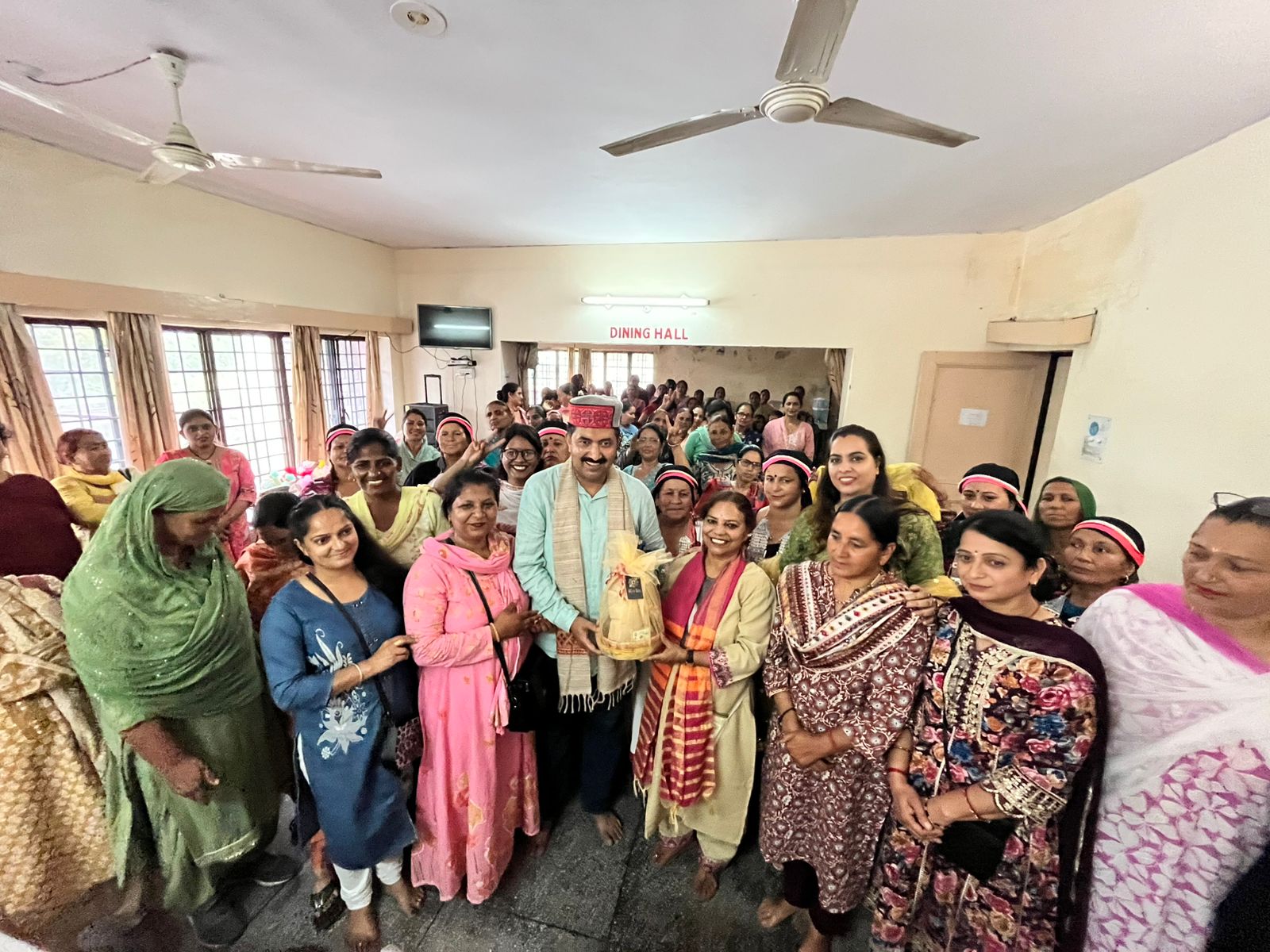 जोगिंद्रनगर : एकल नारी दिवस पर सम्मान समारोह आयोजित