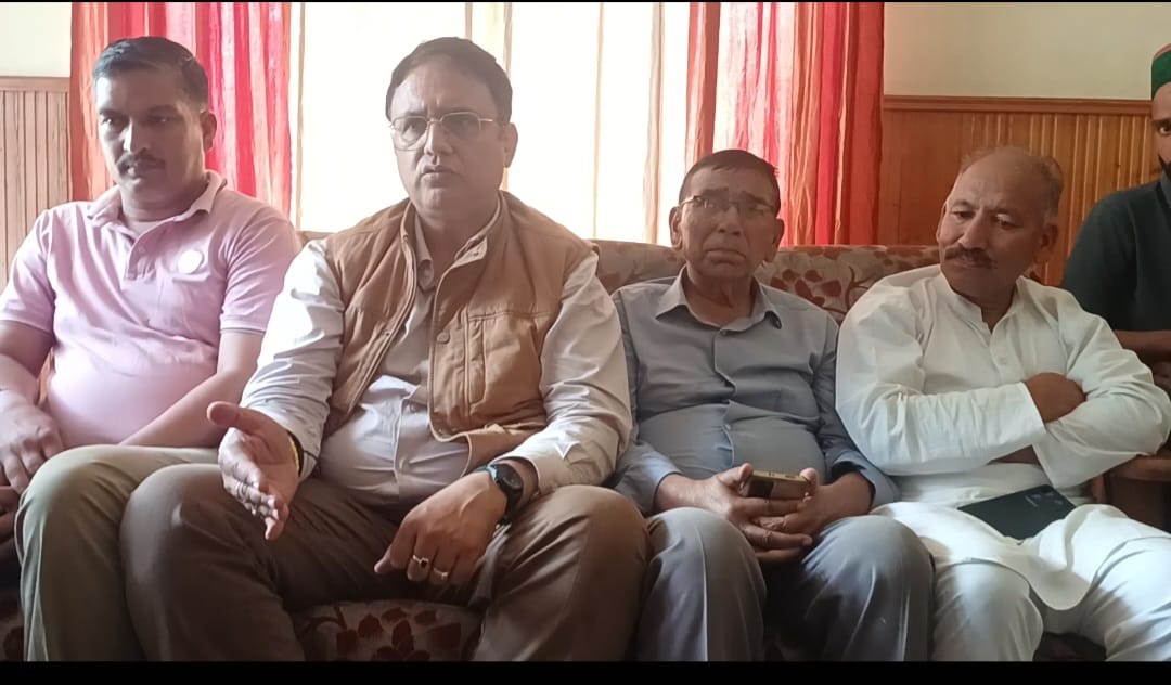 जयराम ठाकुर बताएं उन्होंने अपनी विधायक निधि कहां आबंटित की- विजय पाल सिंह