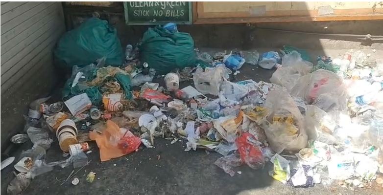 शिमला में सफाई कर्मचारियों की हड़ताल चौथे दिन भी जारी, कूड़े के...