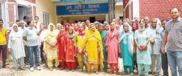 समलेट पंचायत के बाशिंदों को नहीं मिल रहा पानी
