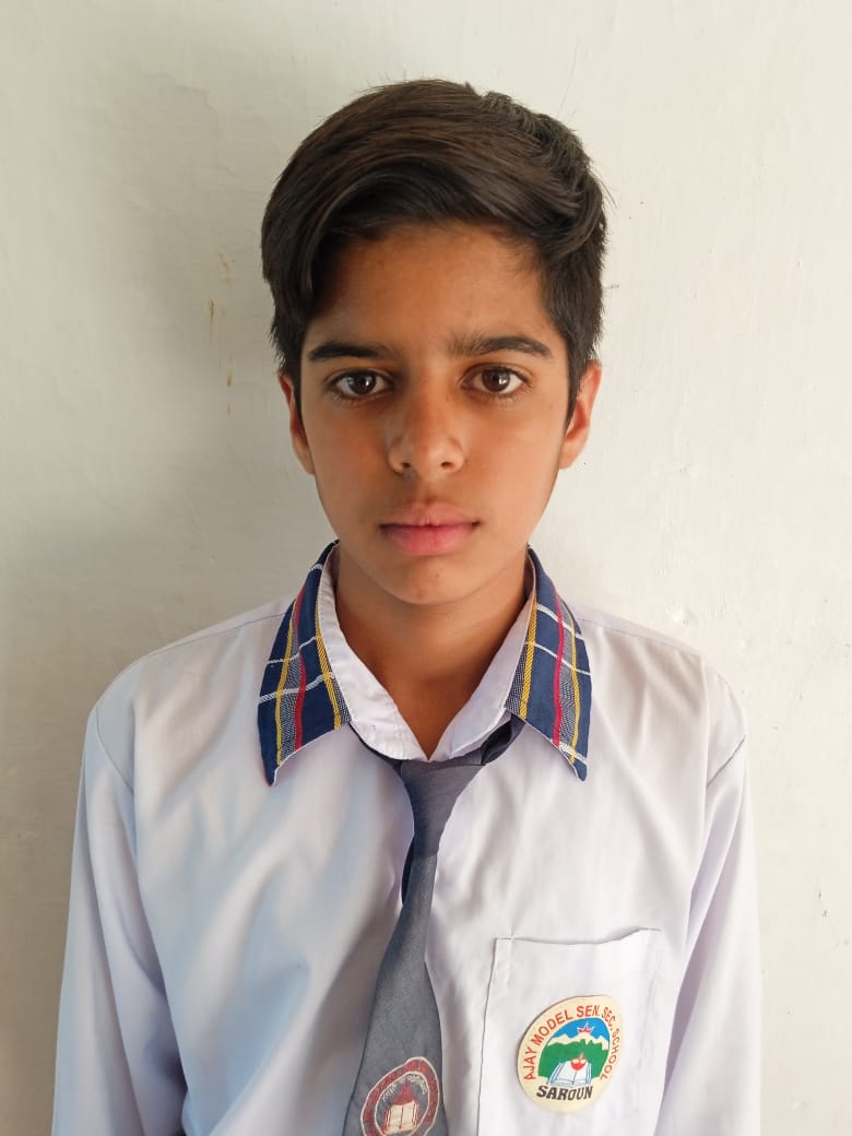 सरौन  स्कूल के तीन बच्चों का सैनिक स्कूल में चयन