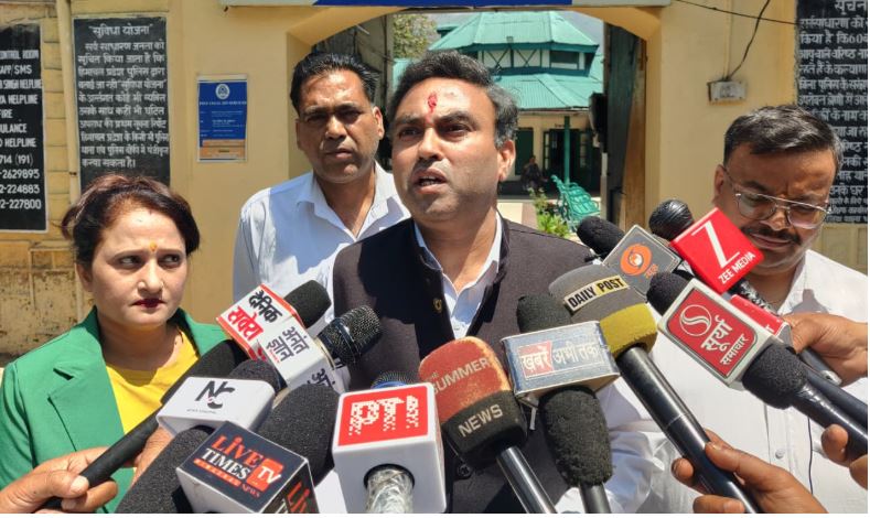 PM मोदी को ‘आतंकवादी’ कहने पर खड़गे के खिलाफ धर्मशाला थाने में श...