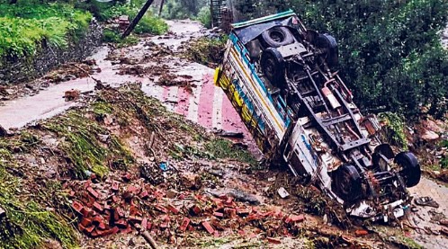 हिमाचल में बादल फटने के बाद 19 की मौत, 56 लापता, 370 रेस्क्यू; 9 जुलाई तक भारी बारिश का अलर्ट