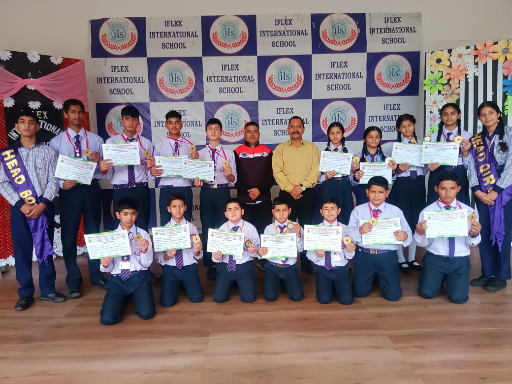 आईफ्लैक्स स्कूल धनैतर ने जिला स्तरीय पेंचक प्रतियोगिता में जीते 10 स्वर्ण पदक