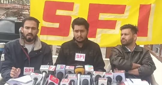 ‘जेब पर डाका नहीं सहेंगे’-HPU में फीस बढ़ोतरी के खिलाफ SFI का बड़ा ऐलान