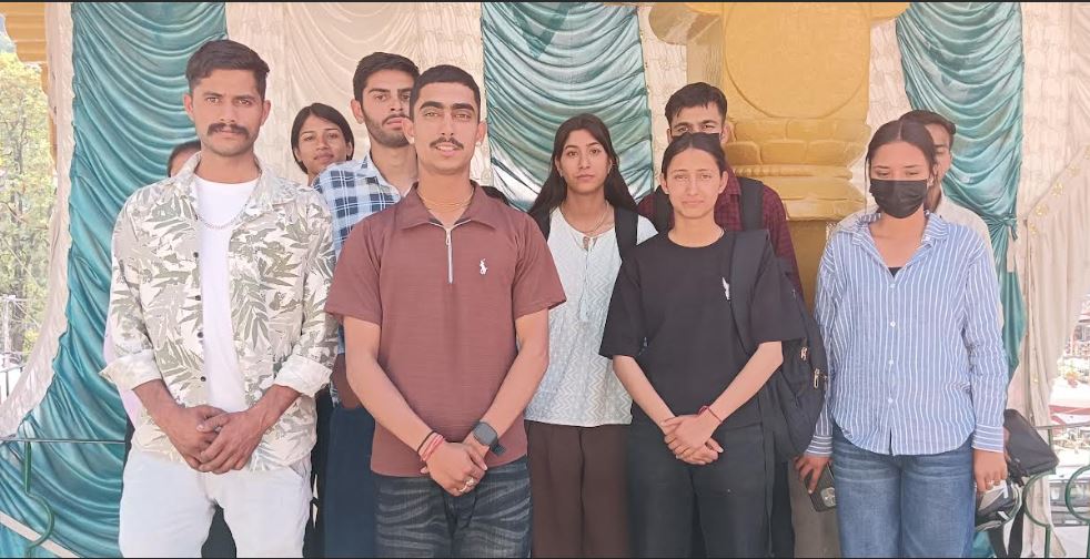 नियुक्ति नीति के खिलाफ वन मित्रों का हल्ला बोल, असिस्टेंट गार्ड...