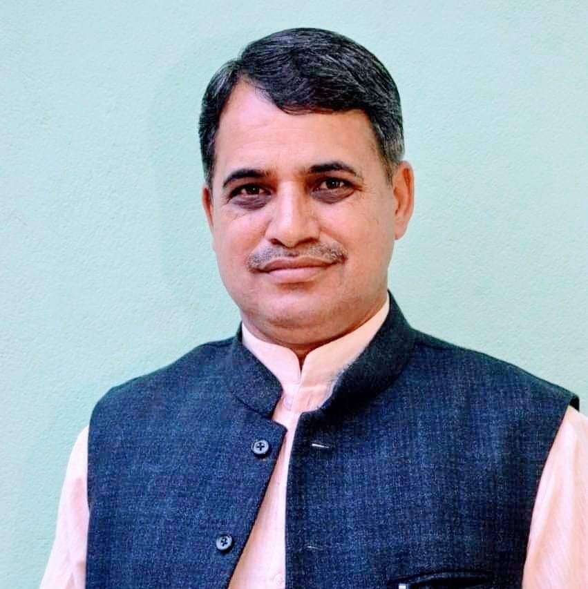 सरकाघाट विधानसभा के स्कूल बने राजनीति का अखाड़ा: दिलीप ठाकुर