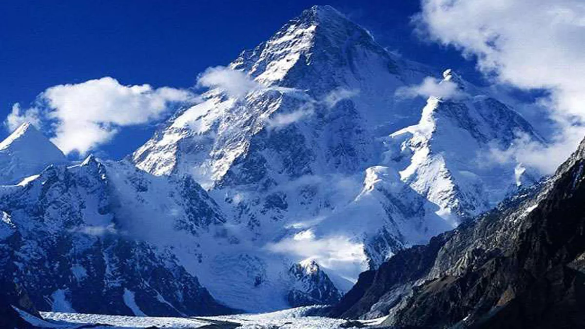 हर साल 1 से 17 मिमी उठ रहा हिमालय...विकास के नाम पर प्रकृति से खिलवाड़ कब तक?