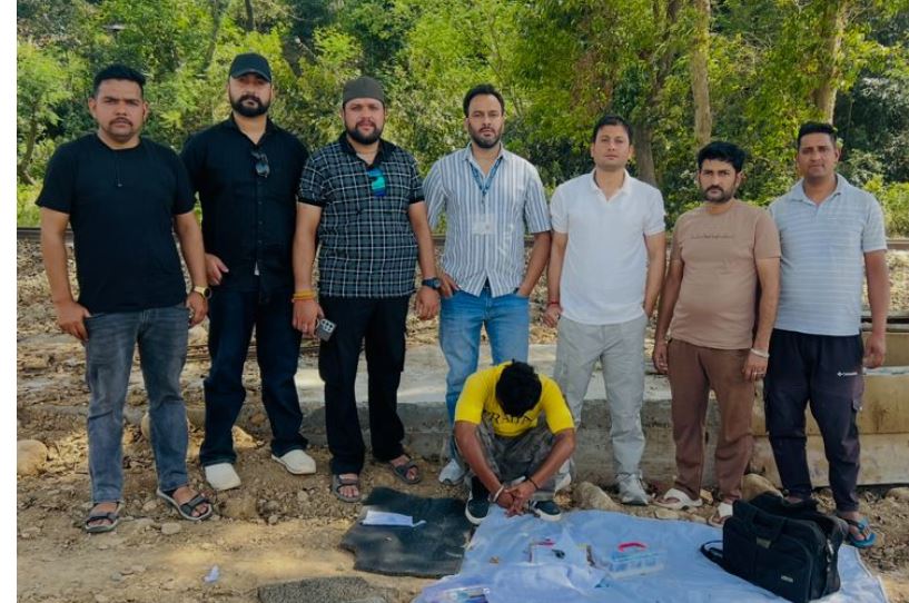 ज्वाली में 12.12 ग्राम चिट्टे सहित पंजाब का तस्कर गिरफ्तार