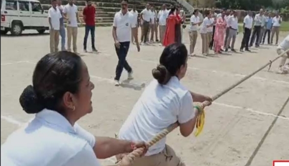 सिरमौर पुलिस ने रस्सा कस्सी प्रतियोगिता से दिया नशा मुक्ति का सं...