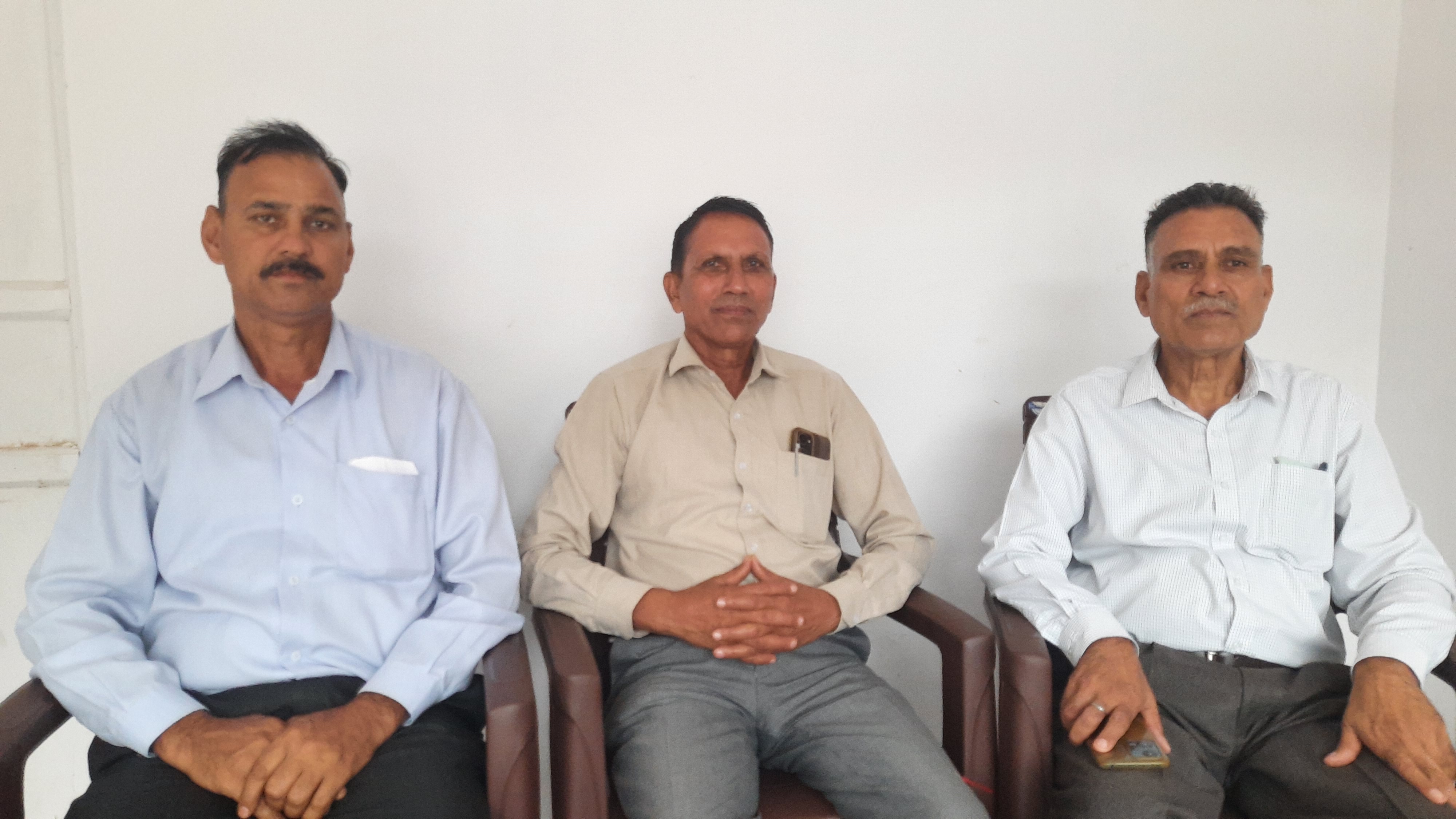 मेडिकल यूनिवर्सिटी के स्थानांतरण के विरोध में भड़का जनआक्रोश, बल्ह में हुई बैठक