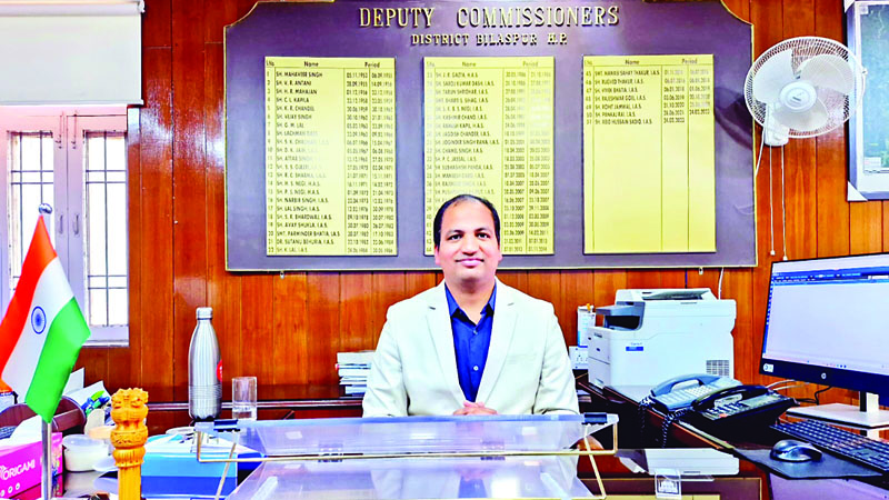 सामाजिक सुरक्षा को मजबूत बनाने की दिशा में जिला प्रशासन की नई पह...