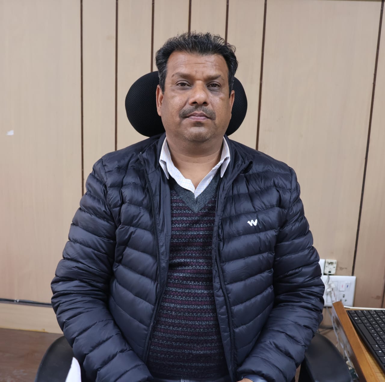 आपदा प्रभावित क्षेत्रों में राहत व पुनर्वास कार्य तीव्र गति से जारी : डॉ. मदन कुमार