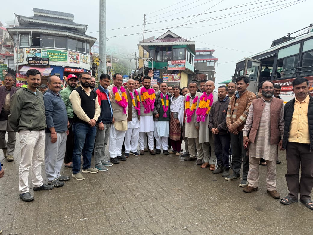 भाजपा जिला महासचिव रणबीर ठाकुर का हरिपुरधार में स्वागत 