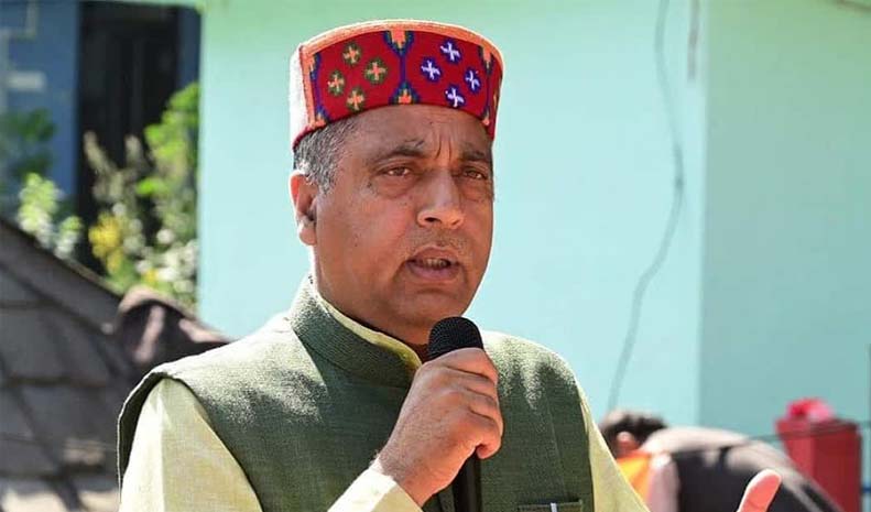 अपनी कुर्सी बचाने के लिए मंत्रियों के अपमान से भी गुरेज़ नहीं कर...