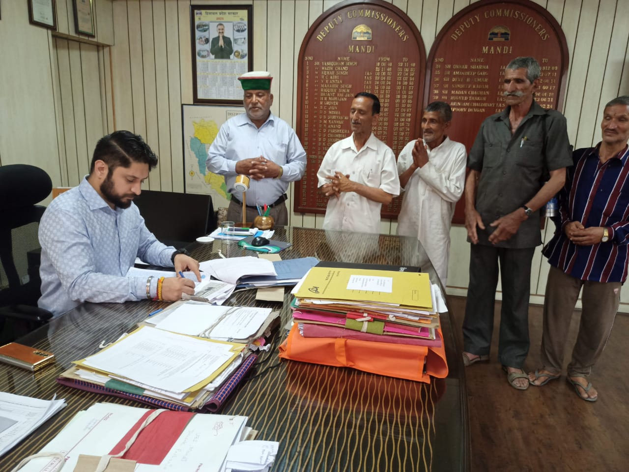 चुनावों का होगा बहिष्कार