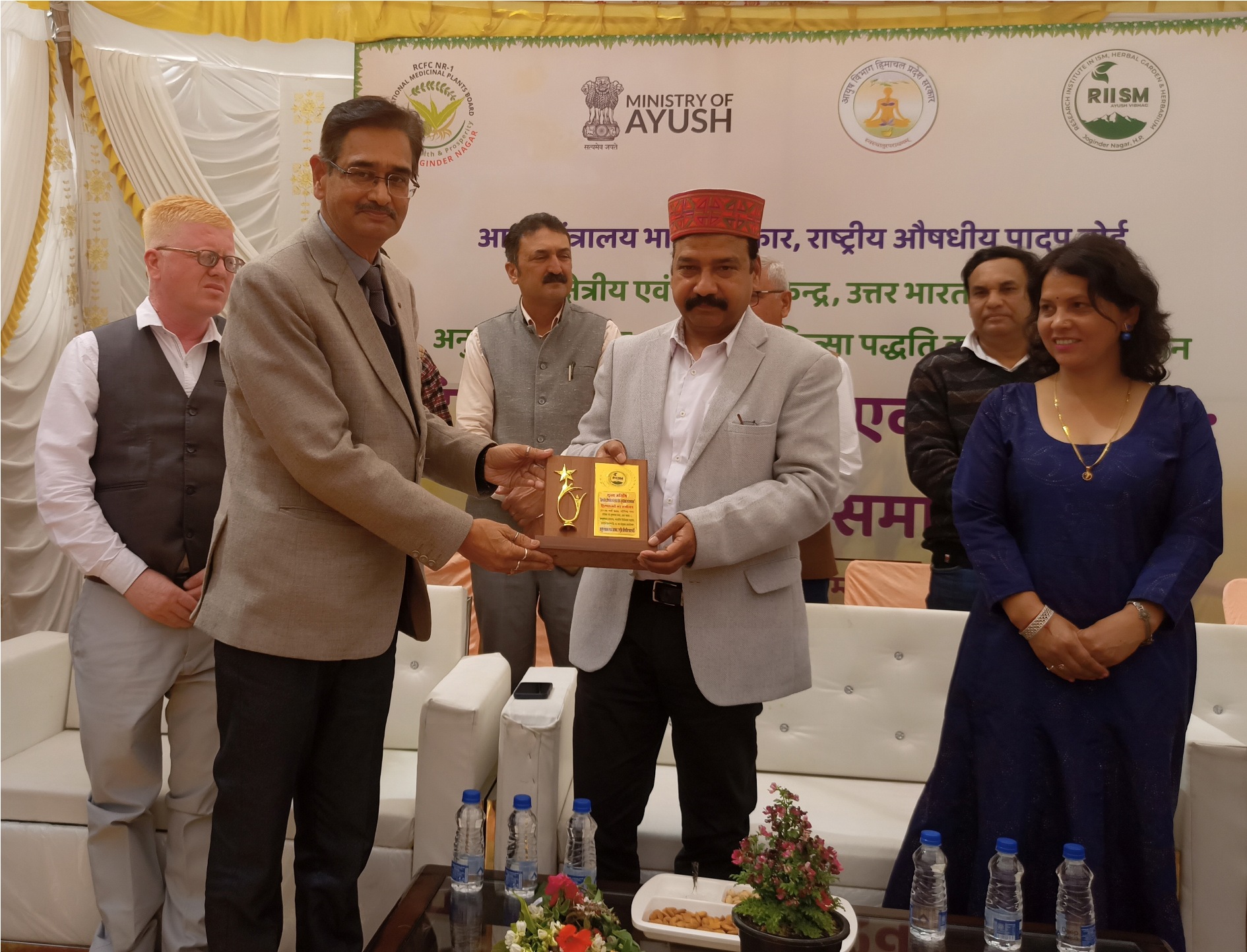 आयुर्वेद व औषधीय जड़ी बूटी आधारित चिकित्सा पद्धति का देश व दुनिया में होगा आने वाला समय: सतीश शर्मा