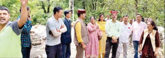 बंजार विधानसभा क्षेत्र में पहली ही बारिश ने मचाई भारी तबाही: शौरी