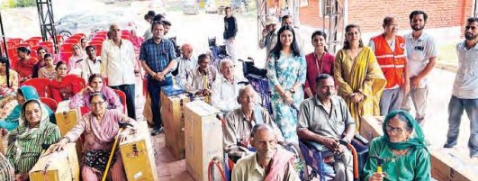 धार टटोह में 54 लाभार्थियों को वितरित किए सहायक उपकरण