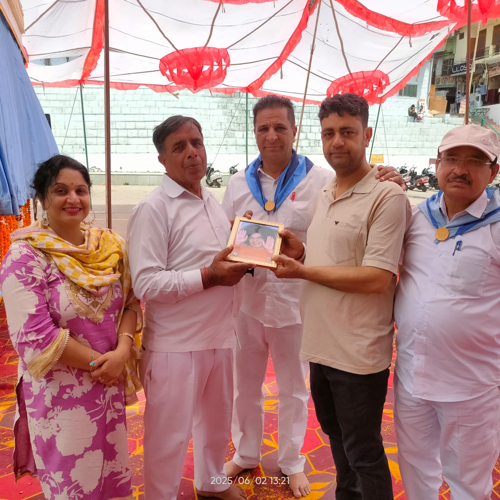 प्रेम प्रवाहिनी रथयात्रा ने भरा नगर में आध्यात्मिक उल्लास, बीड़ के लिए हुई रवाना