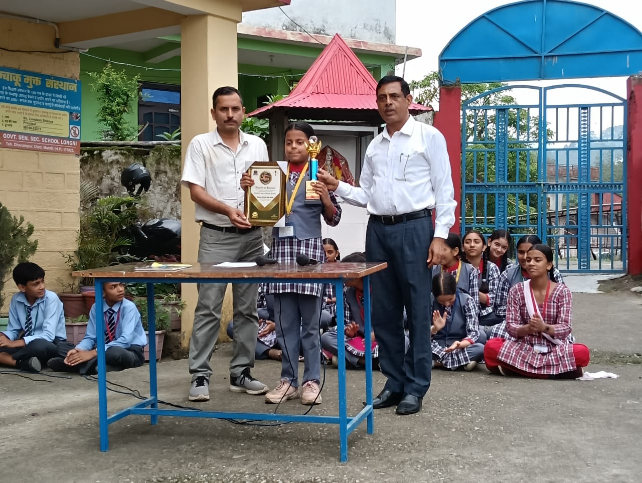 लौंगणी स्कूल की मन्नत ने डीडी पंजाबी शो किसमें कितना है दम में मनवाया अपनी प्रतिभा का लोहा