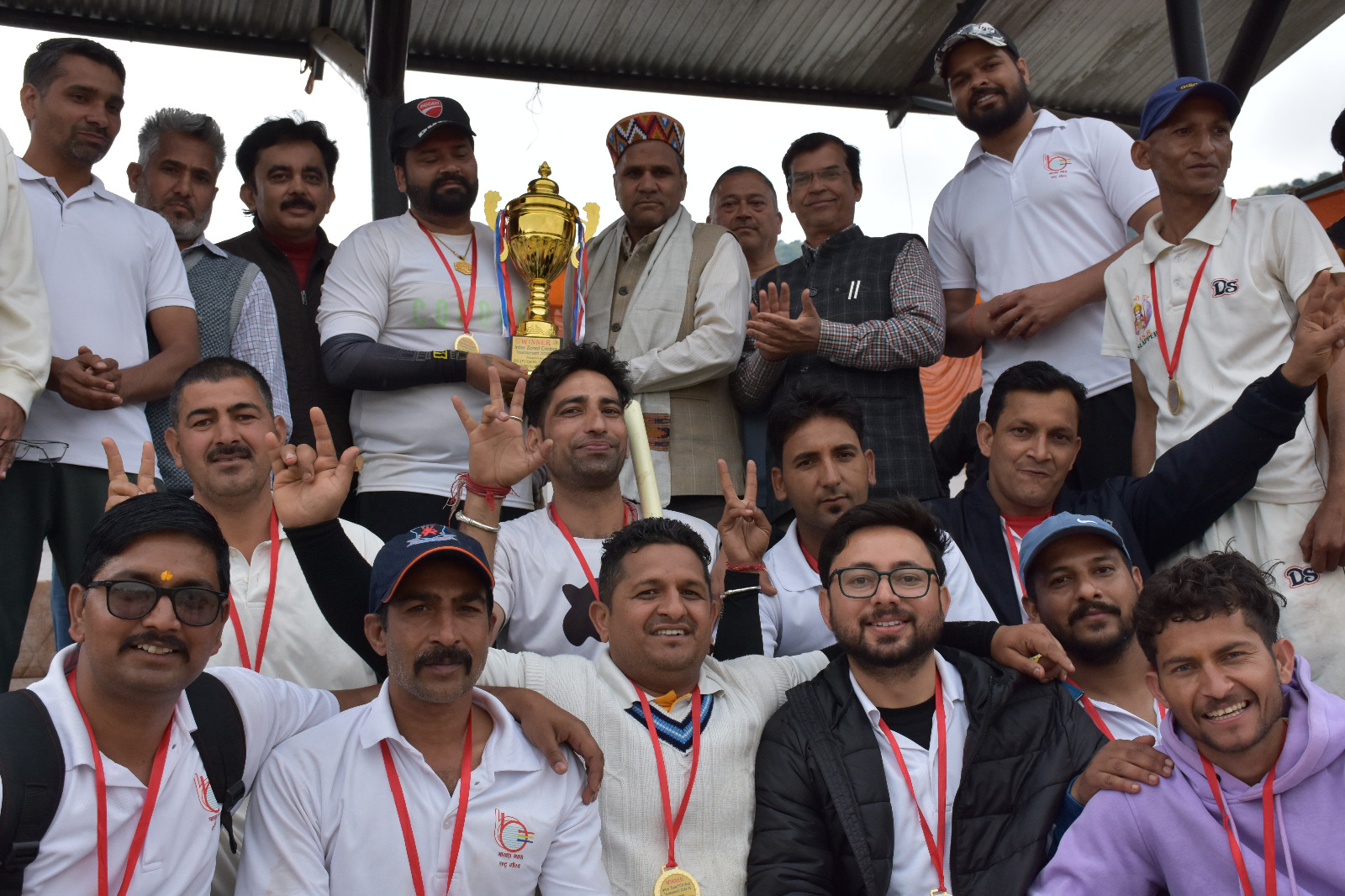  बीएसएल स्पोर्ट्स कमेटी टूर्नामेंट: डीपीएच सलापड़ बना चैंपियन बीएसएल स्पोर्ट्स कमेटी टूर्नामेंट: डीपीएच सलापड़ बना चैंपियन