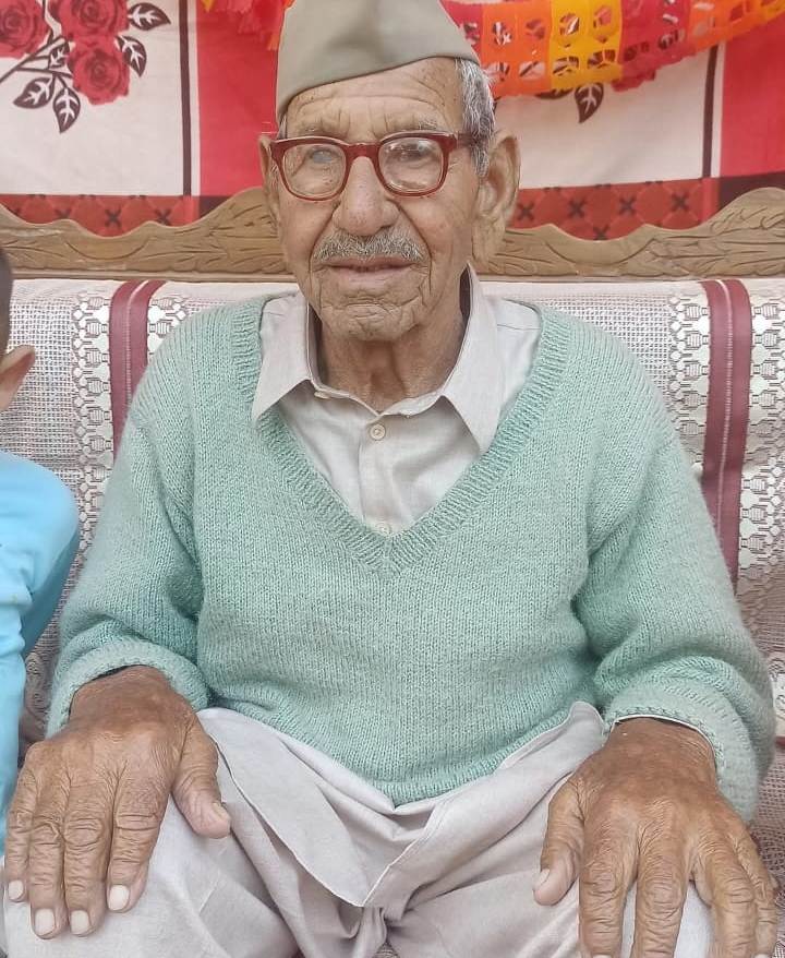 एक सौ एक वर्षीय समाज सेवी का निधन