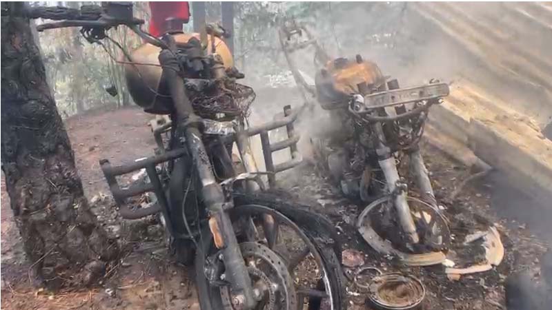 सोलन: जौणाजी रोड पर आग से मची अफरा-तफरी, दो मोटरसाइकिलें राख