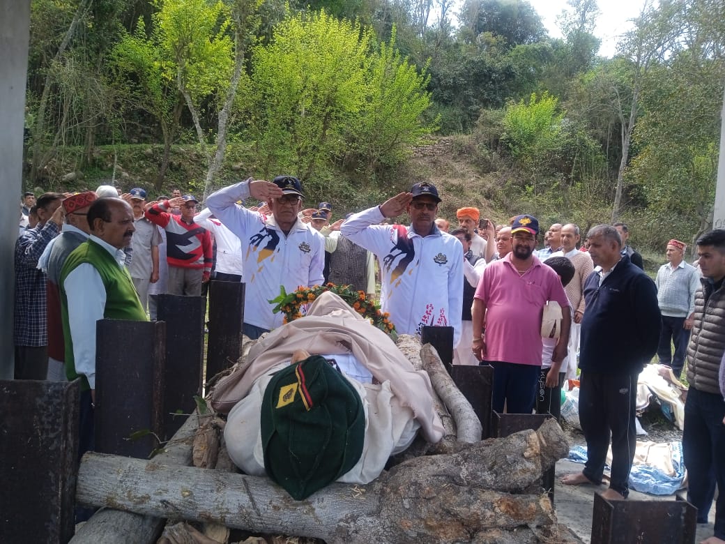 तीन युद्धों में हिस्सा ले चुके जांबाज सैनिक वीर सिंह का 90 वर्ष की आयु में निधन