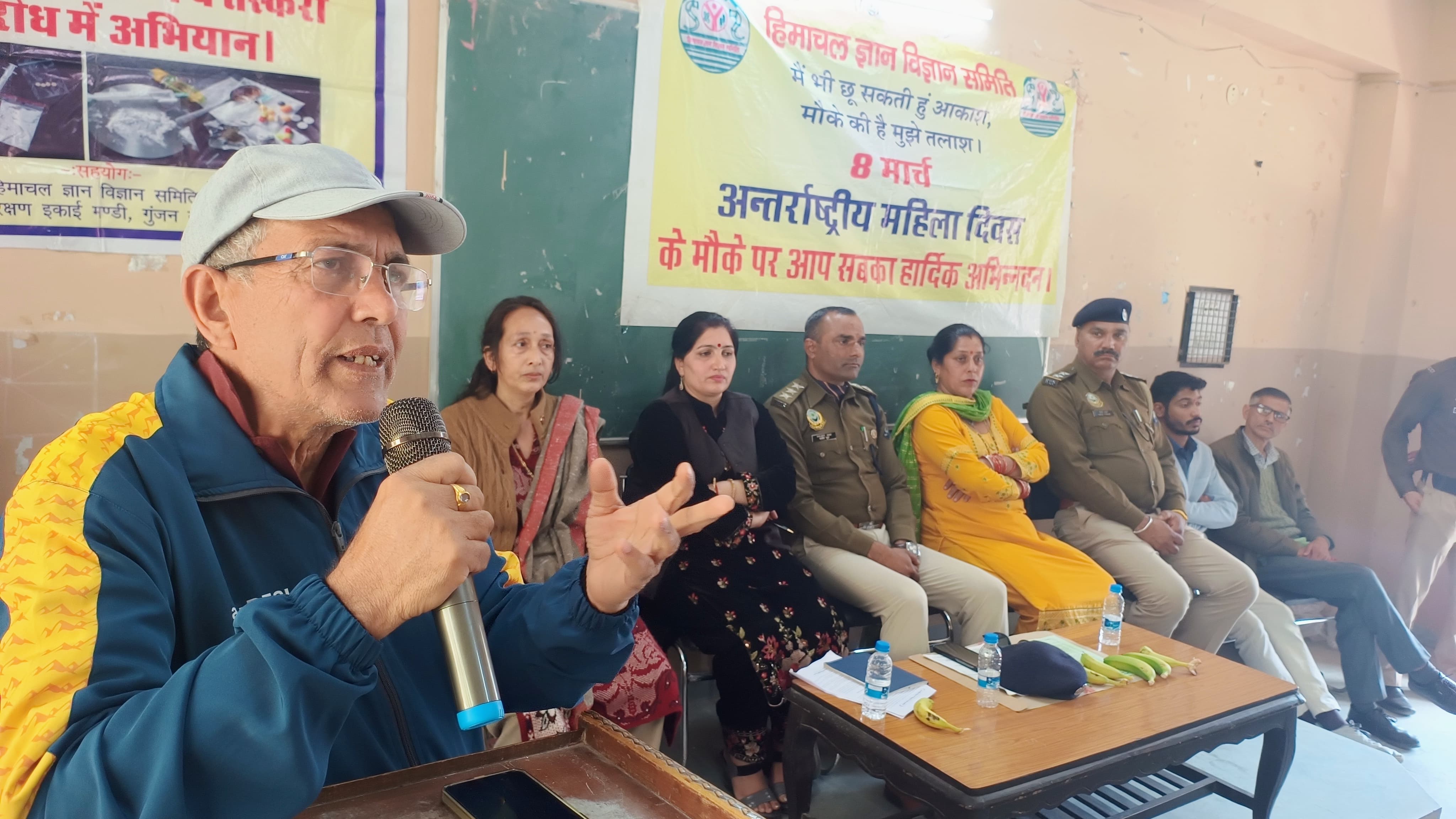 महिला दिवस पर धर्मपुर को नशा मुक्त करने के लिए मातृशक्ति का शंखनाद