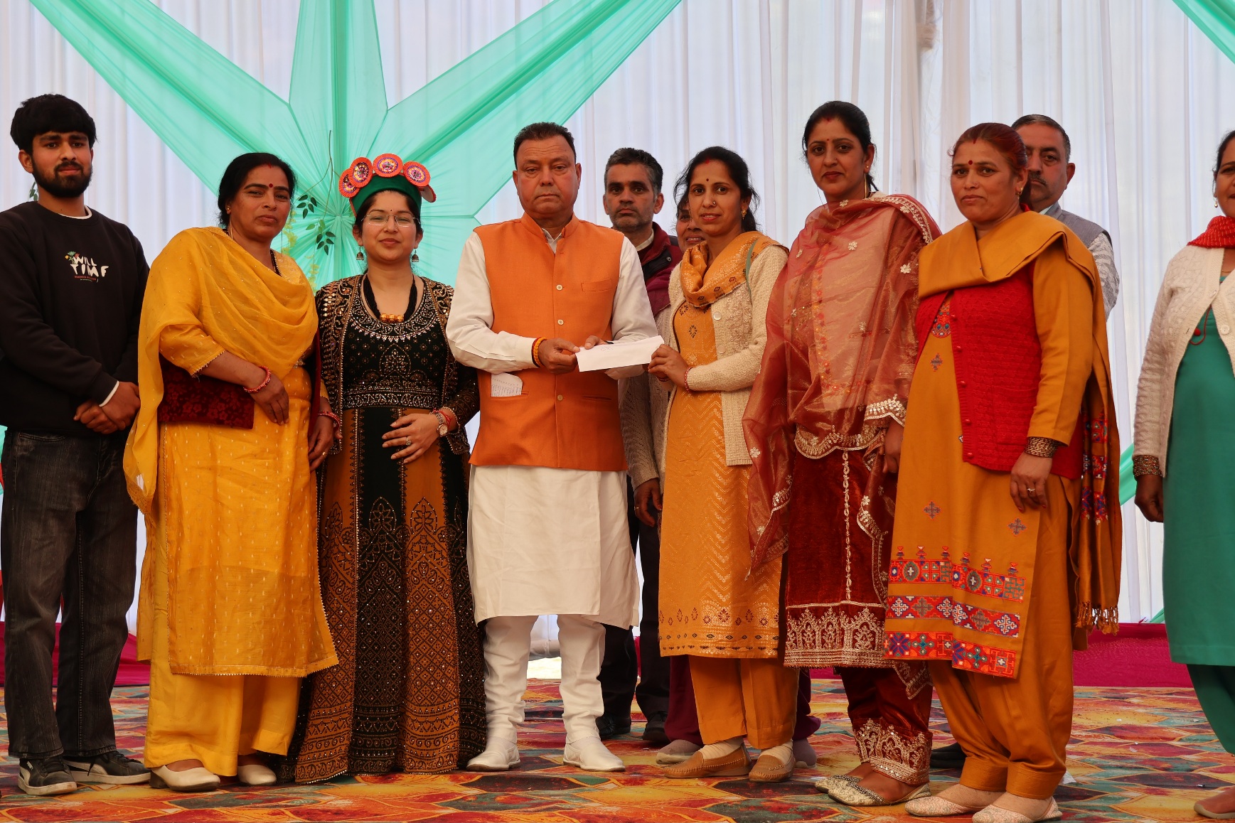 तीन दिवसीय राज्य स्तरीय छेश्चू मेला संपन्न, पूर्व मंत्री प्रकाश चौधरी ने किया मेले का समापन