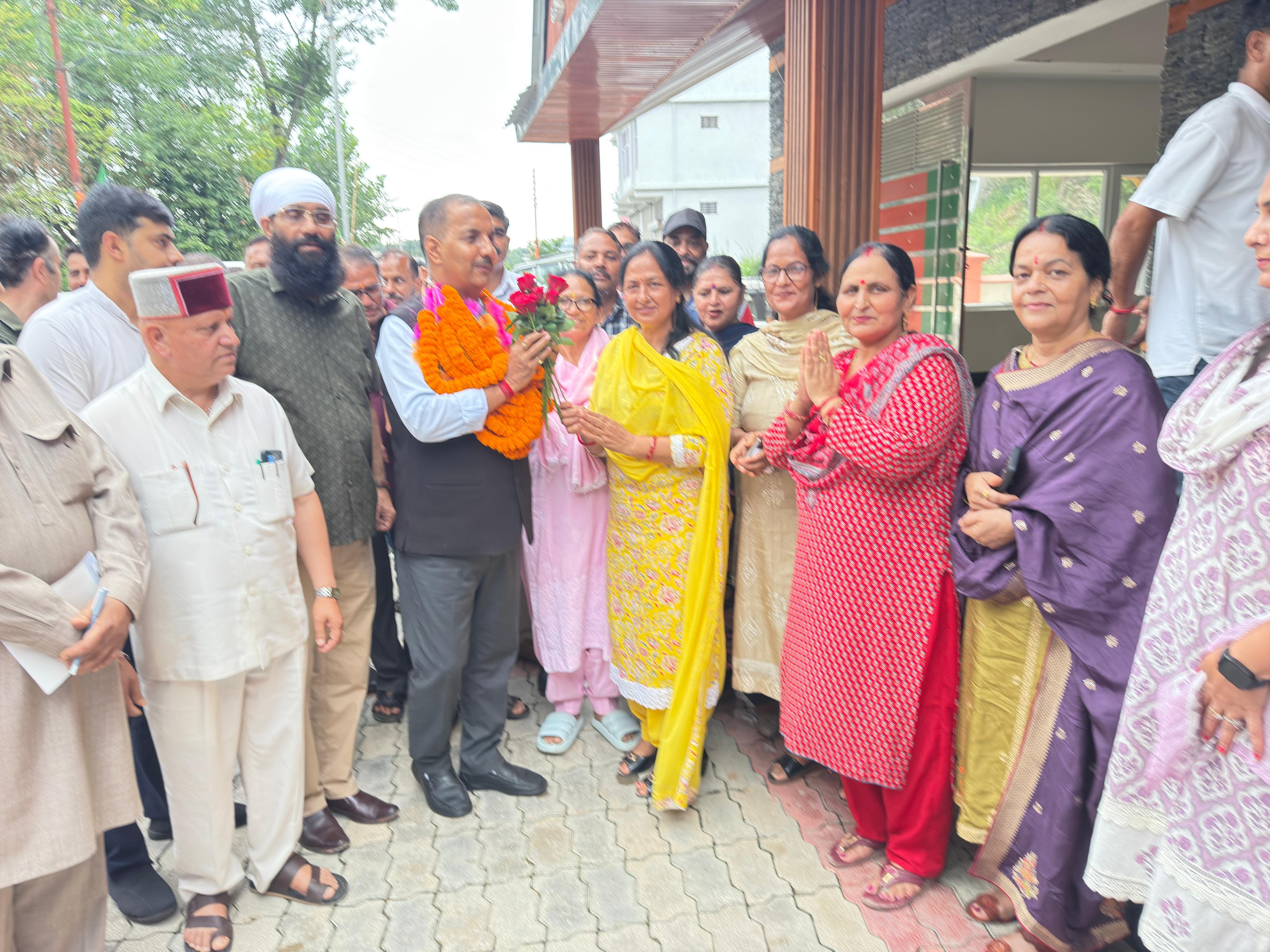 आपातकाल पर राहुल गांधी को त्रिलोक जंवाल की दो टूक, कहा- संविधान पढ़ें, फिर दें भाषण