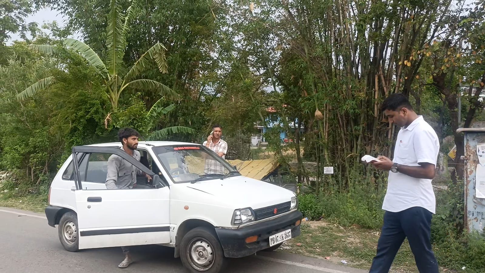 सड़क सुरक्षा पर मंडी आरटीओ की सख्ती: जोगिंद्रनगर और चौंतड़ा में 26 वाहनों पर कार्रवाई, 1.25 लाख रुपये जुर्माना वसूला