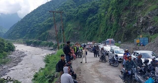  हिमाचल में भूस्खलन से 110 सड़कें बंद, 21 अगस्त तक भारी बारिश का अलर्ट