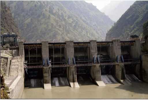 हिमाचल में 15 जुलाई तक भारी बारिश का येलो अलर्ट, कभी भी खुल सकते हैं लारजी बांध के गेट