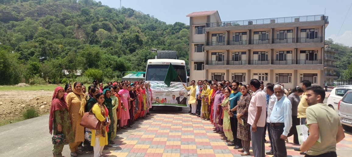 जिला मंडी में आधुनिक खेती की ओर कदम, विकसित कृषि संकल्प अभियान से बागवानों को मिलेगी नई दिशा