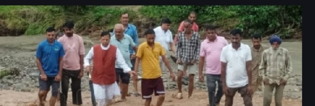 आपदा के बीच भी राजनीति कर रही सरकार,सिर्फ कांग्रेस समर्थित लोगों...