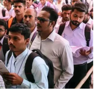 हिमाचल में 160 आउटसोर्स डाटा एंट्री ऑपरेटरों के रोजगार पर संकट...