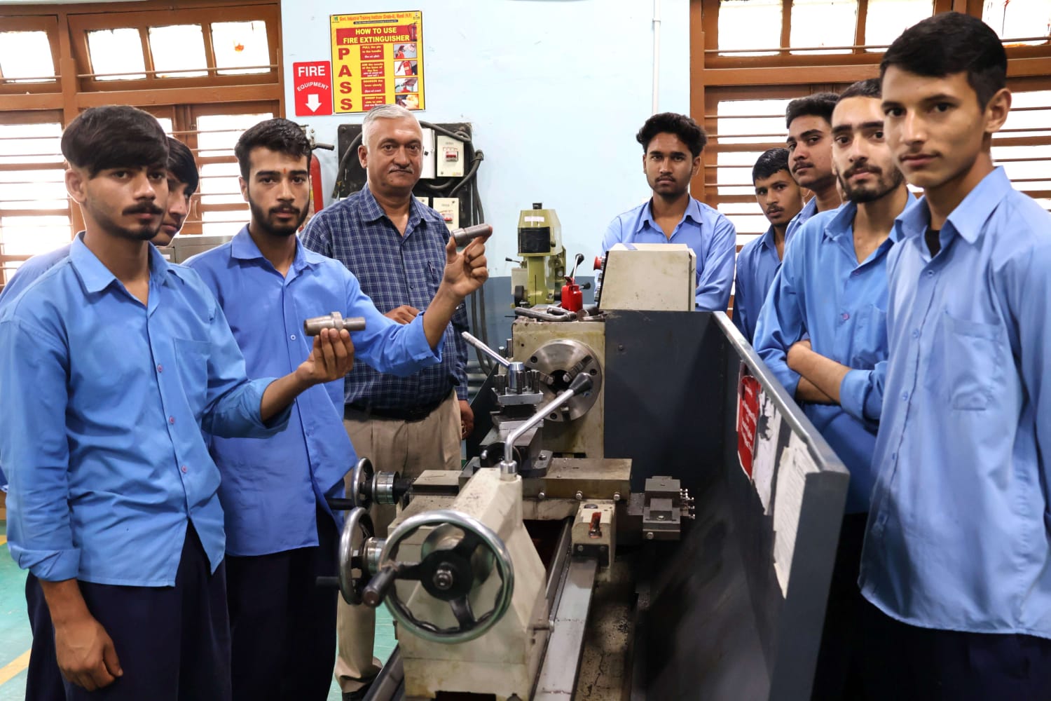 इंदिरा गांधी सुख शिक्षा योजना के तहत जिला मंडी में 125 विद्यार्थ...