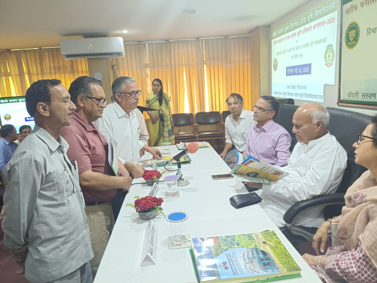 किसान भवन के लिए मांगा फर्नीचर