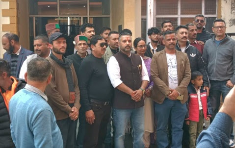 चिट्टा के बढ़ते खतरे के खिलाफ क्षत्रिय संगठन ने एसपी कोर्ट सौंपा ज्ञापन