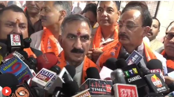 राम मंदिर में पूजा के बाद CM सुक्खू का भाजपा पर हमला, बोले- यह पैसे नहीं, आस्था की चोरी है
