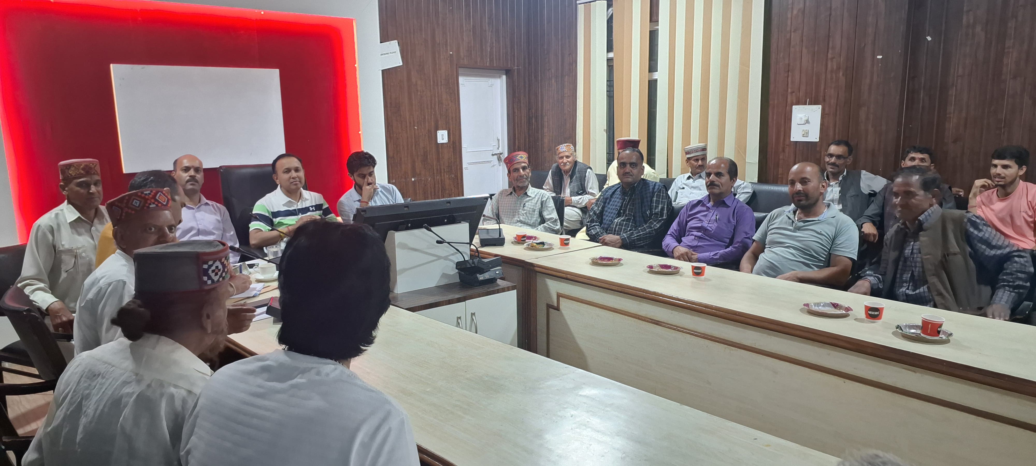 सुंदरनगर में संपन्न हुए राज्यस्तरीय सुकेत देवता मेला की समीक्षा बैठक संपन्न 