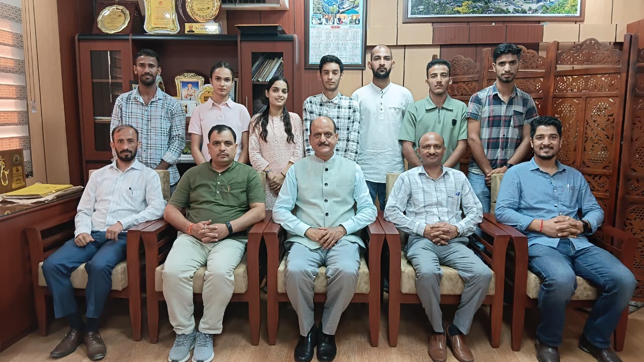 मीडिया क्लब के दीपक दीपांशु अध्यक्ष व उमा भारती होंगी सचिव