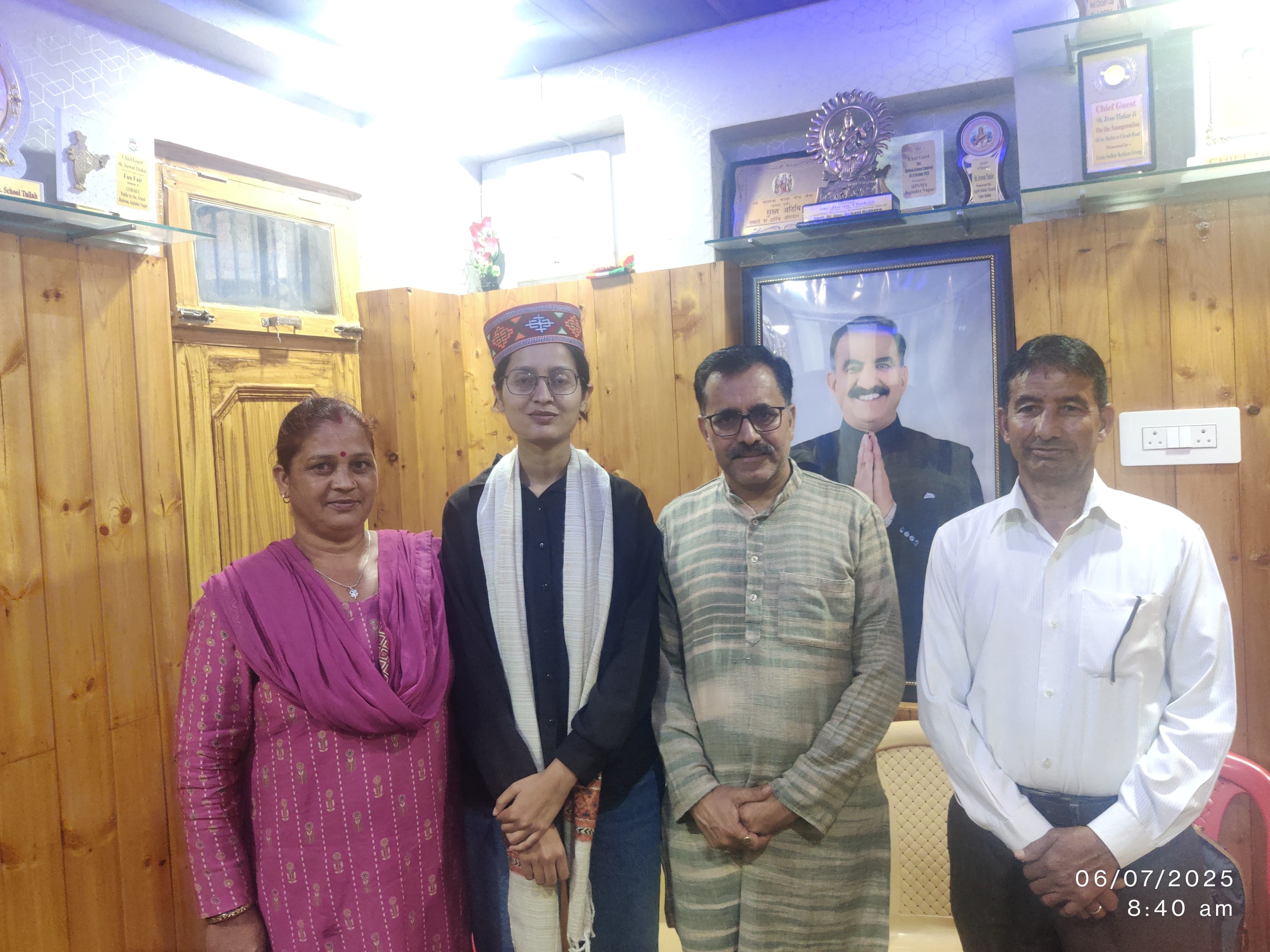 चनेहड़ गांव की स्वेता ठाकुर ने एलाइड परीक्षा में पाई 36वीं रैंक, उद्योग विस्तार अधिकारी के पद पर होंगी नियुक्त